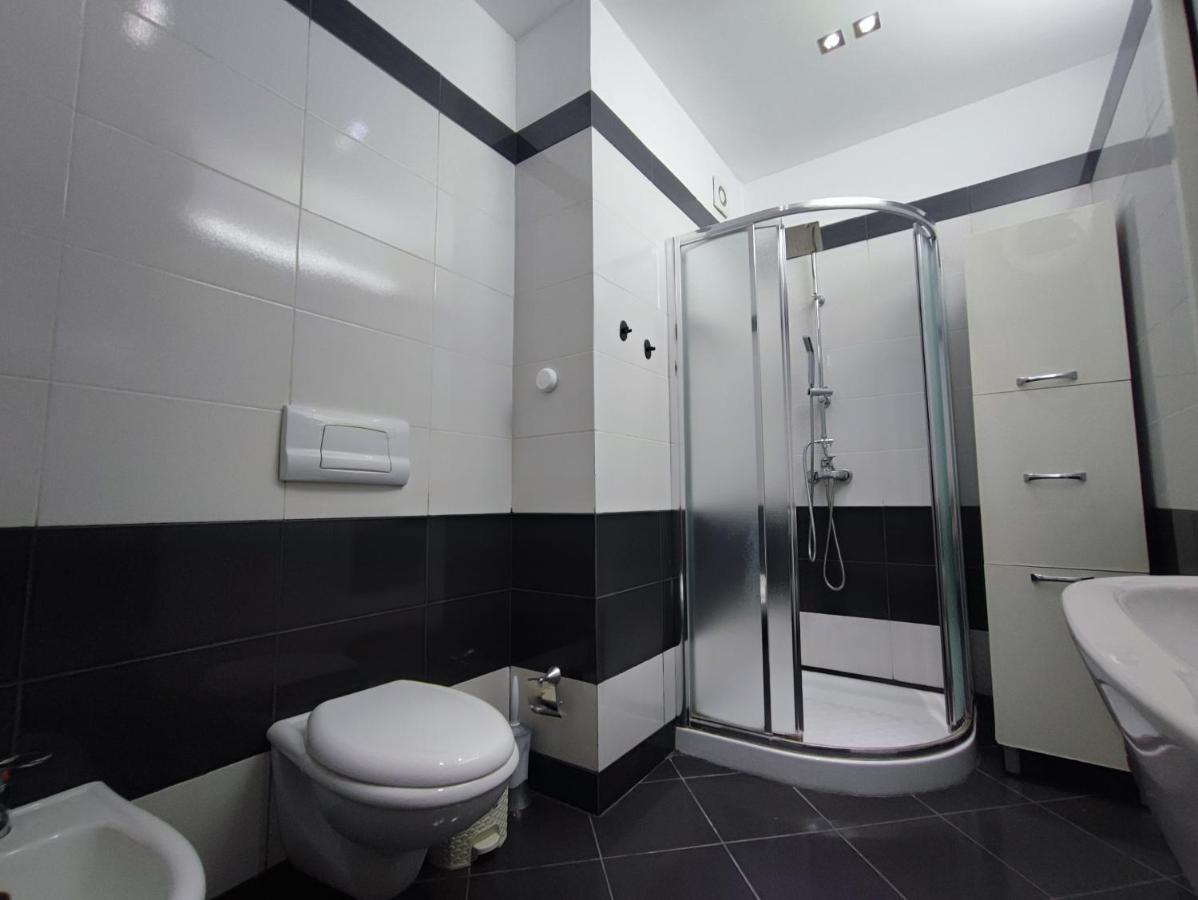 Tirana New Bazaar-Apartment 2 Dış mekan fotoğraf