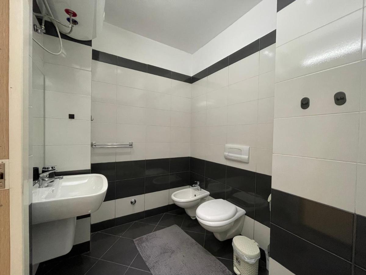 Tirana New Bazaar-Apartment 2 Dış mekan fotoğraf